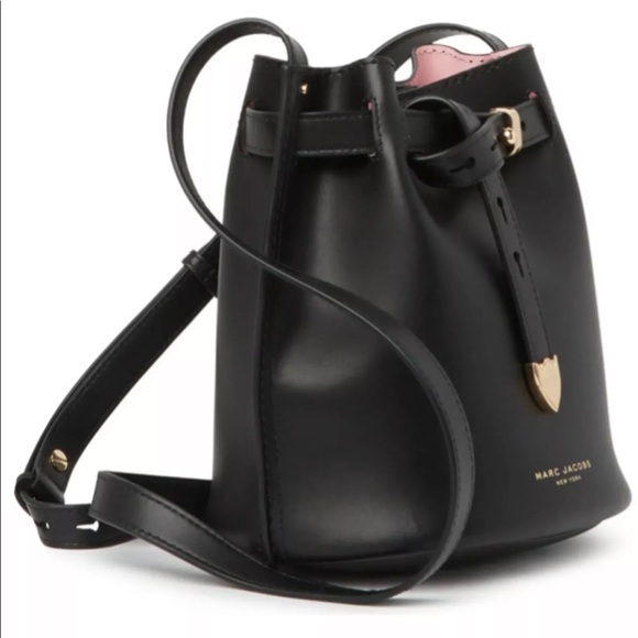 Marc Jacobs Logo Bucket Bag Black - Picture 4 of 11